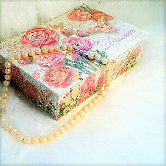 Vintage Faux Pearls Strand Necklace Hand-tied pearls Avante Garde Wedding Party - Picture 3 of 8